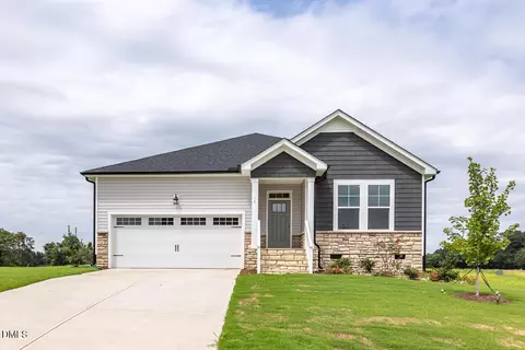428 Brighton Way, Aberdeen, NC 28315