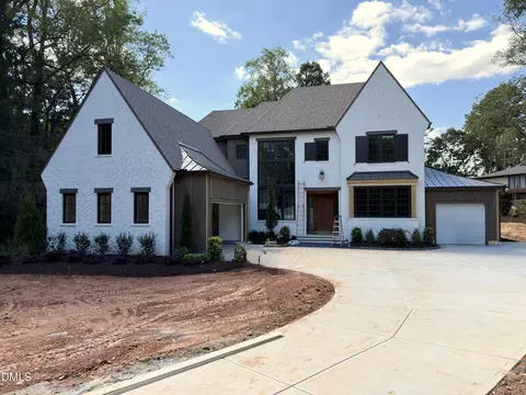 1504 Strothmore Ct, Raleigh, NC 27615
