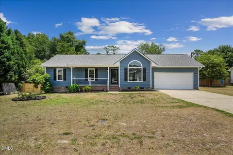 5065 Marvin Dr, Spring Lake, NC 28390
