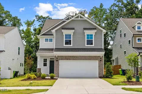 2117 Seneca Dr, Raleigh, NC 27604