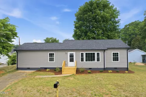 1118 Border St, Burlington, NC 27217