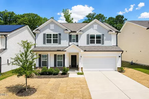 2113 Bethpage Dr, Fuquay Varina, NC 27526