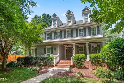 204 Grantwood Dr, Holly Springs, NC 27540