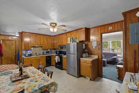 158 Mitchner Dr, Smithfield, NC 27577 photo 9