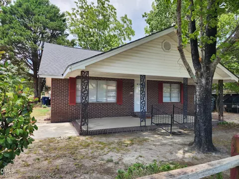 1622 S Brightleaf Blvd, Smithfield, NC 27577