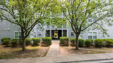 2021 Wolf Tech Ln #303, Raleigh, NC 27603