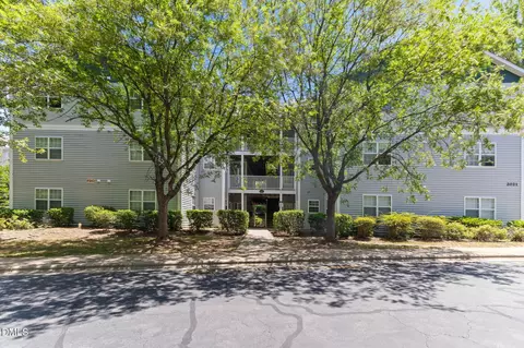 2021 Wolf Tech Ln #303, Raleigh, NC 27603