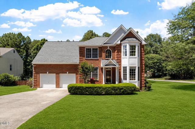 2 Waterview Ct, Durham, NC 27703