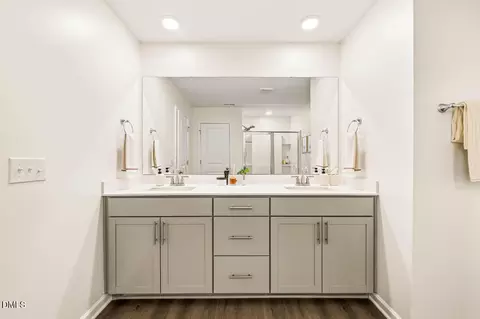 Bath - 1113 Umstead Grv Way, Durham, NC 27712 photo 2 of 3