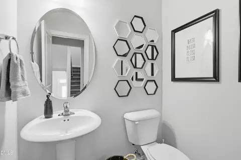 Bath - 835 Winter Meadow Dr, Wake Forest, NC 27587 photo 2 of 3