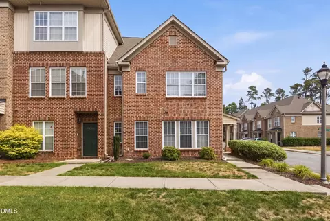9903 Wasser Ct, Raleigh, NC 27617
