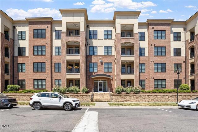 700 Finsbury St #307, Durham, NC 27703
