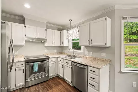 Kitchen - 924 Big Bend Ct, Wake Forest, NC 27587 photo 3 of 3