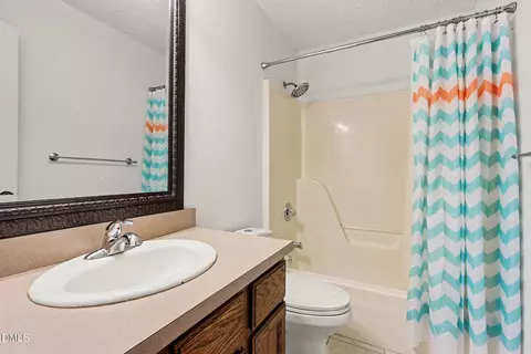 Bath - 924 Big Bend Ct, Wake Forest, NC 27587 photo 3 of 3