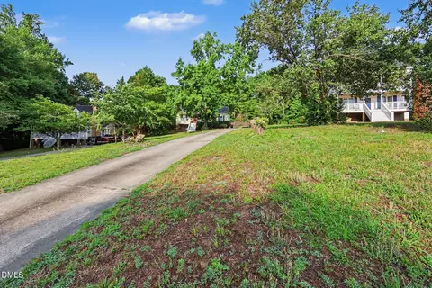 Exterior - 924 Big Bend Ct, Wake Forest, NC 27587 photo 5 of 10