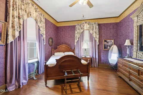 Bedroom - 201 E Hill St, Benson, NC 27504 photo 4 of 6