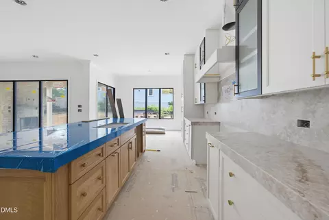 Kitchen - 413 Pinecroft Dr, Raleigh, NC 27609 photo 2 of 3