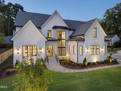 Exterior - 413 Pinecroft Dr, Raleigh, NC 27609 photo 7 of 15