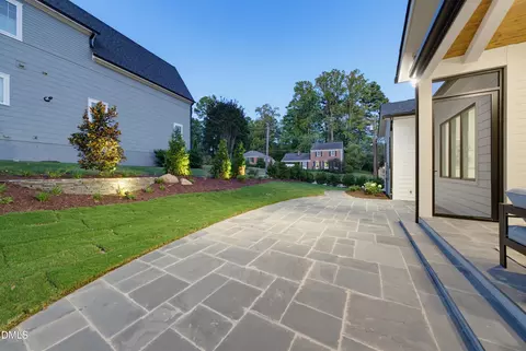 Exterior - 413 Pinecroft Dr, Raleigh, NC 27609 photo 13 of 15
