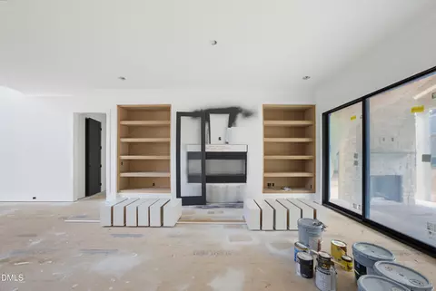 Living - 413 Pinecroft Dr, Raleigh, NC 27609 photo 1 of 2