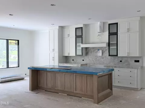 Kitchen - 413 Pinecroft Dr, Raleigh, NC 27609 photo 3 of 3