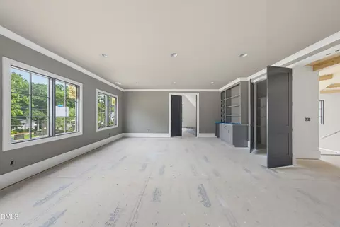 Living - 413 Pinecroft Dr, Raleigh, NC 27609 photo 2 of 2