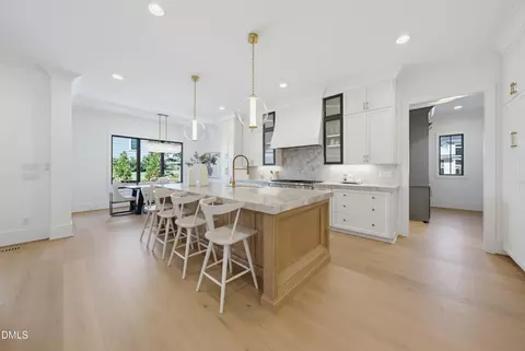 Kitchen - 413 Pinecroft Dr, Raleigh, NC 27609 photo 2 of 7