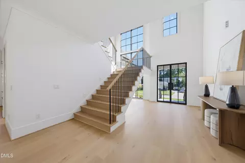 Entry Way - 413 Pinecroft Dr, Raleigh, NC 27609 photo 8 of 8