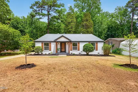 4612 Radcliff Rd, Raleigh, NC 27609