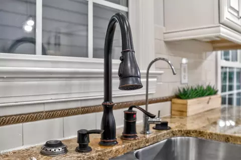 Kitchen - 2837 Cameron Pond Dr, Cary, NC 27519 photo 6 of 8