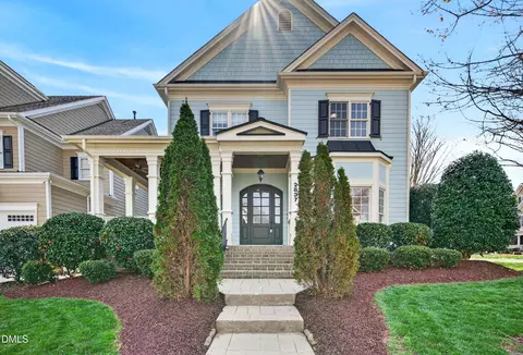 2837 Cameron Pond Dr, Cary, NC 27519