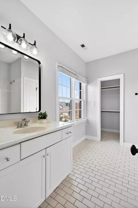Bath - 2837 Cameron Pond Dr, Cary, NC 27519 photo 5 of 5