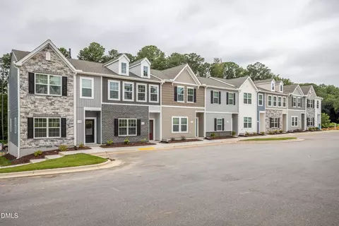 38 Seville Way, Clayton, NC 27520