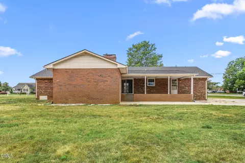 2091 Northcrest Dr, Elon, NC 27244