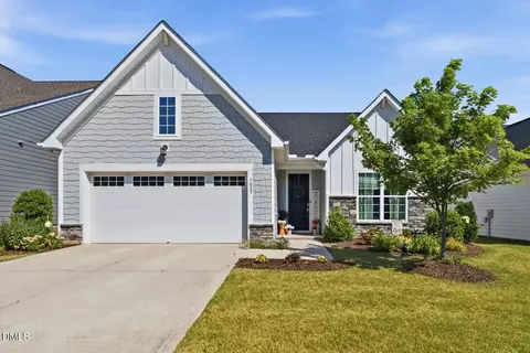 1027 Chamblee Ct, Durham, NC 27703