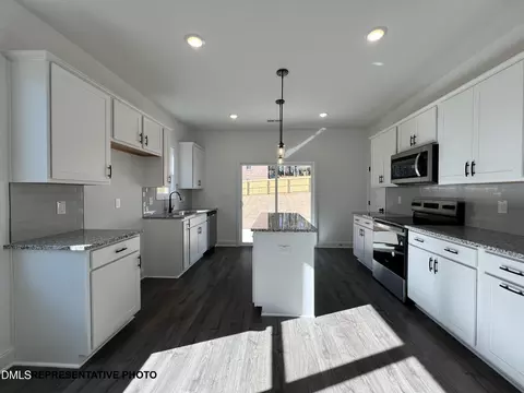 175 Cordgrass Ct, Smithfield, NC 27577 photo 6