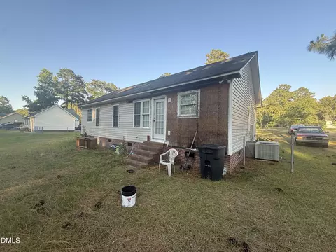 179 Fox Run Ln, Autryville, NC 28318