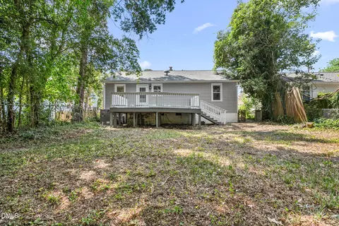 Exterior - 609 E Maynard Ave, Durham, NC 27704 photo 8 of 8