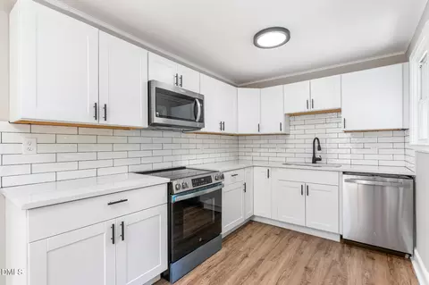 Kitchen - 609 E Maynard Ave, Durham, NC 27704 photo 2 of 3