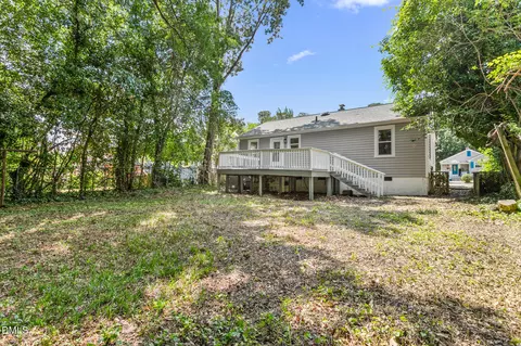 Exterior - 609 E Maynard Ave, Durham, NC 27704 photo 4 of 8