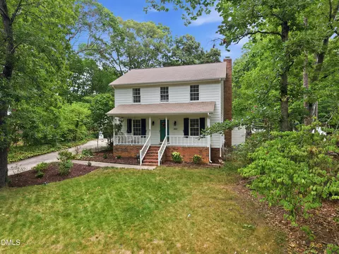 2804 Pidgeon Hill Rd, Raleigh, NC 27613