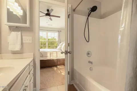 Bath - 3565 Sugar Tree Pl, Durham, NC 27713 photo 3 of 5