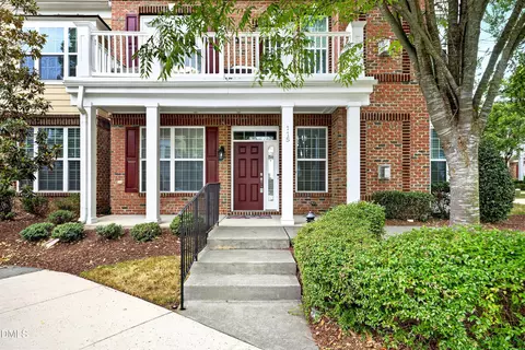 10510 Sablewood Dr, Raleigh, NC 27617