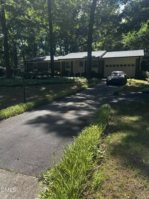 5313 Cypress Ln, Raleigh, NC 27609