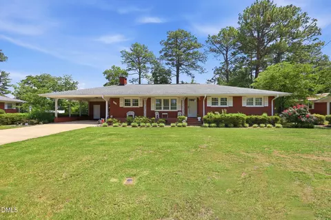 402 Harrill St, Spring Lake, NC 28390