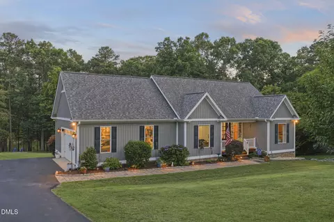 108 Oak View Dr, Clarksville, VA 23927