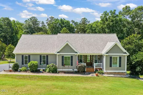 108 Oak View Dr, Clarksville, VA 23927