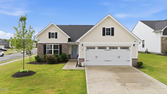 82 Coble Farms Pl, Fuquay Varina, NC 27526