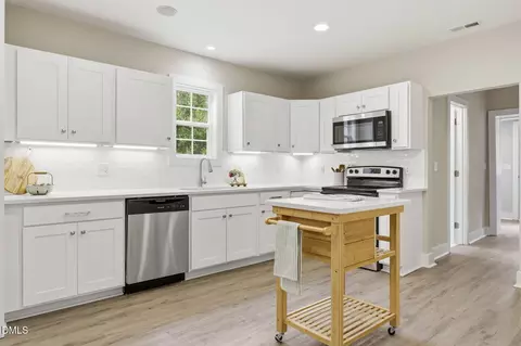 Kitchen - 213 W Parrish Dr, Benson, NC 27504 photo 2 of 5