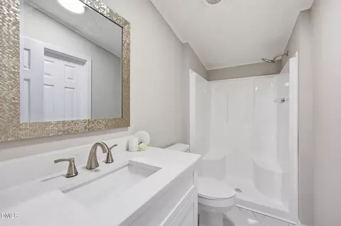 Bath - 10100 Green Path Rd, Dunn, NC 28334 photo 5 of 5